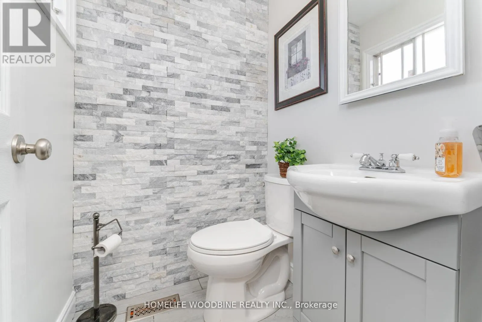 5 STOCKMAN CRESCENT