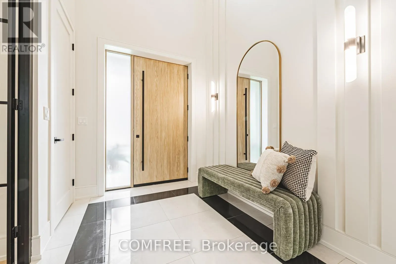 202 QUEEN STREET W
