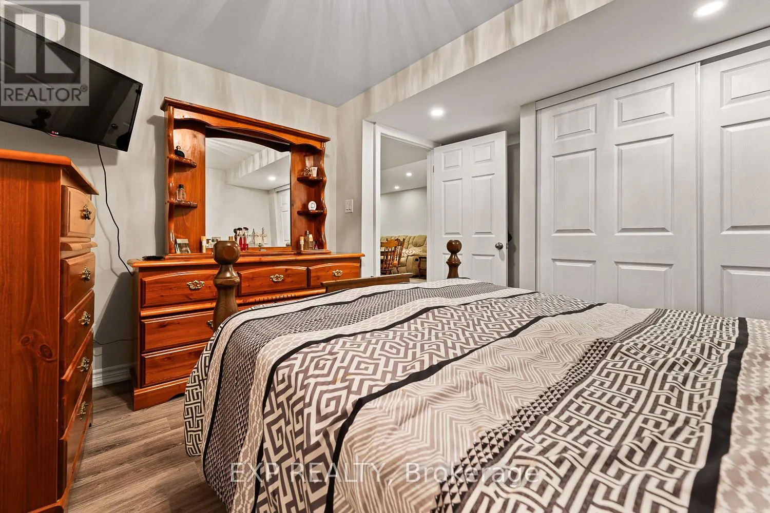 46 EMILY CARR CRESCENT