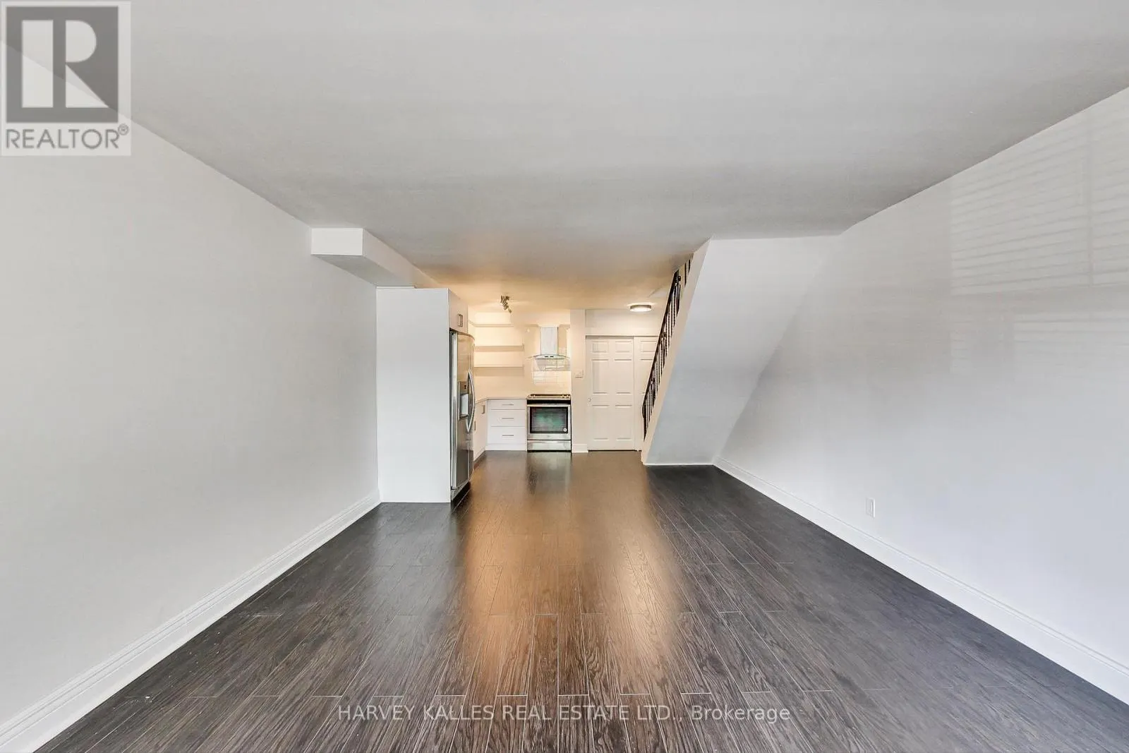 395 KEELE STREET