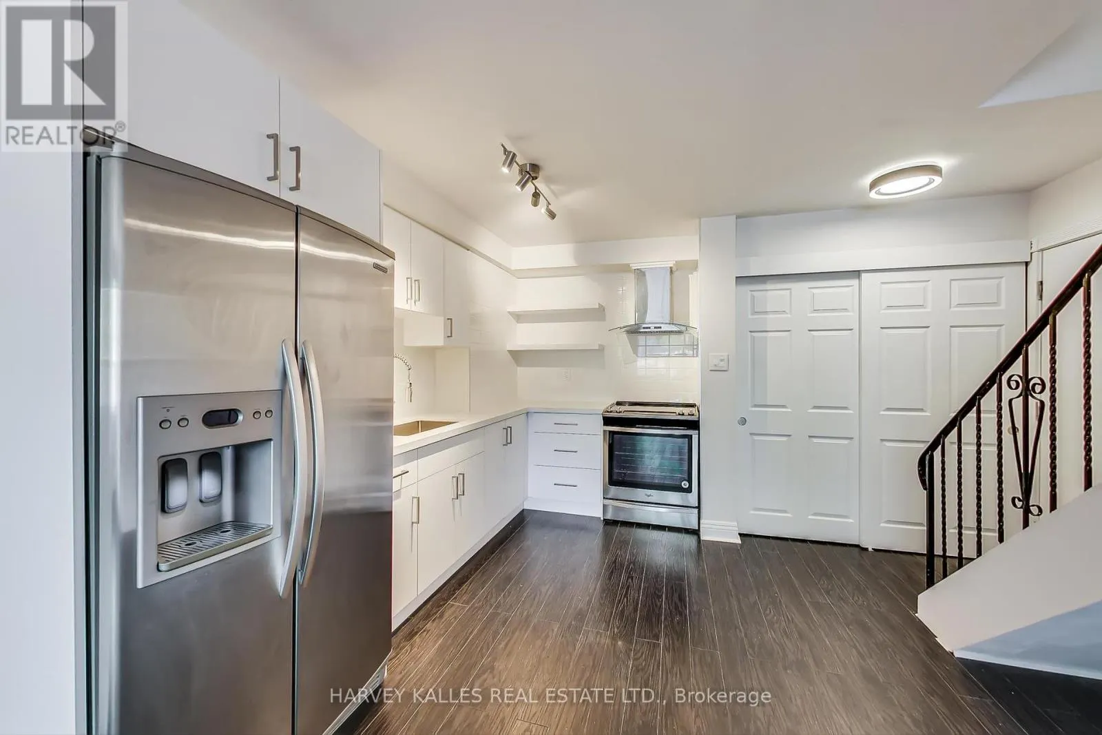395 KEELE STREET