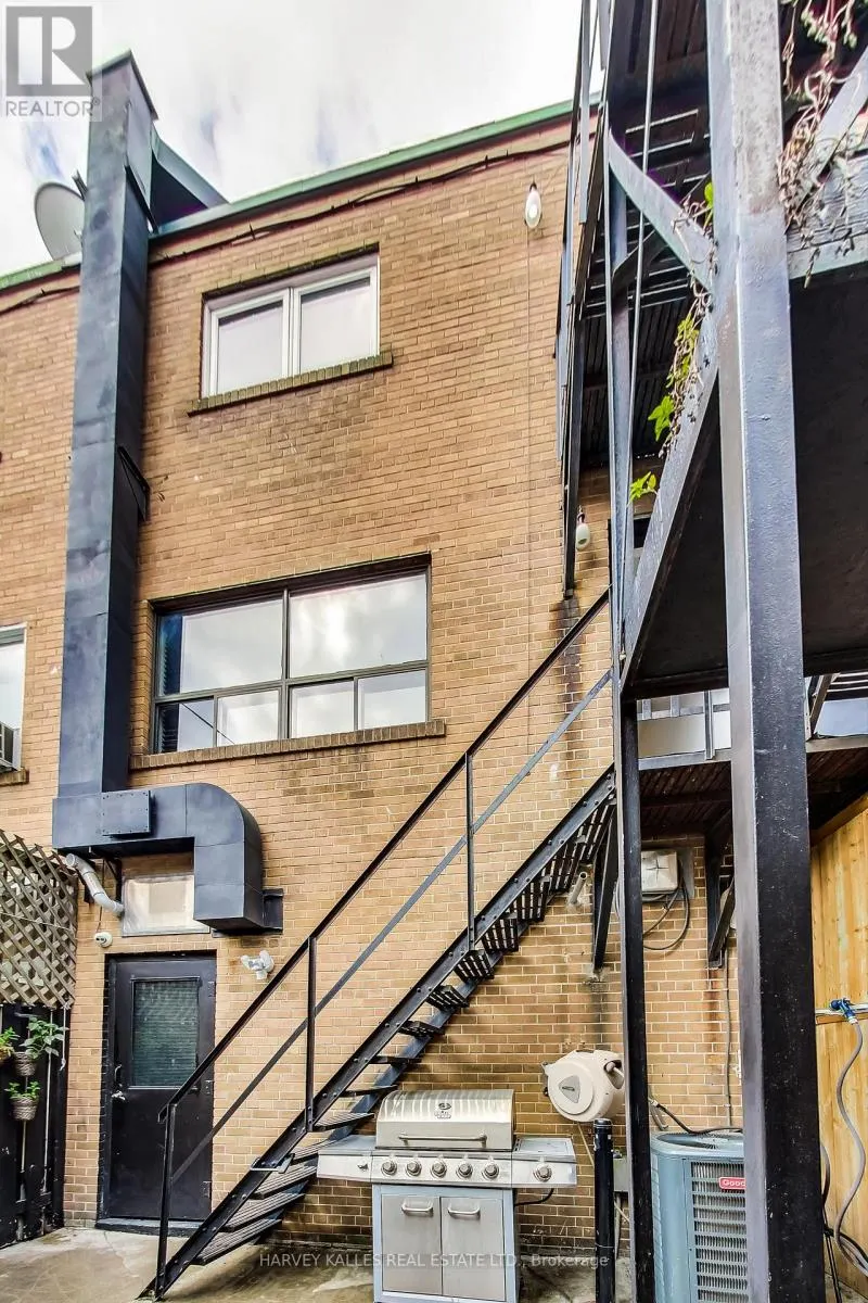 395 KEELE STREET