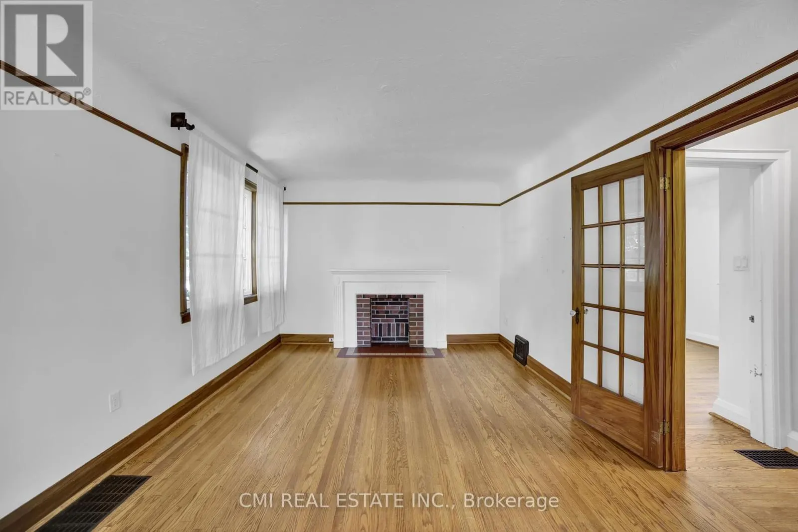 978 NORTH SHORE BOULEVARD W