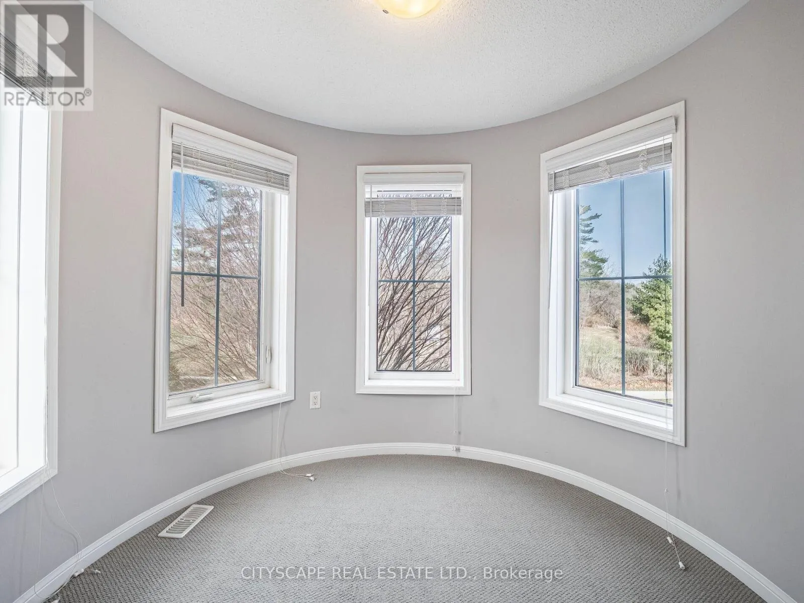 416 GOOCH CRESCENT
