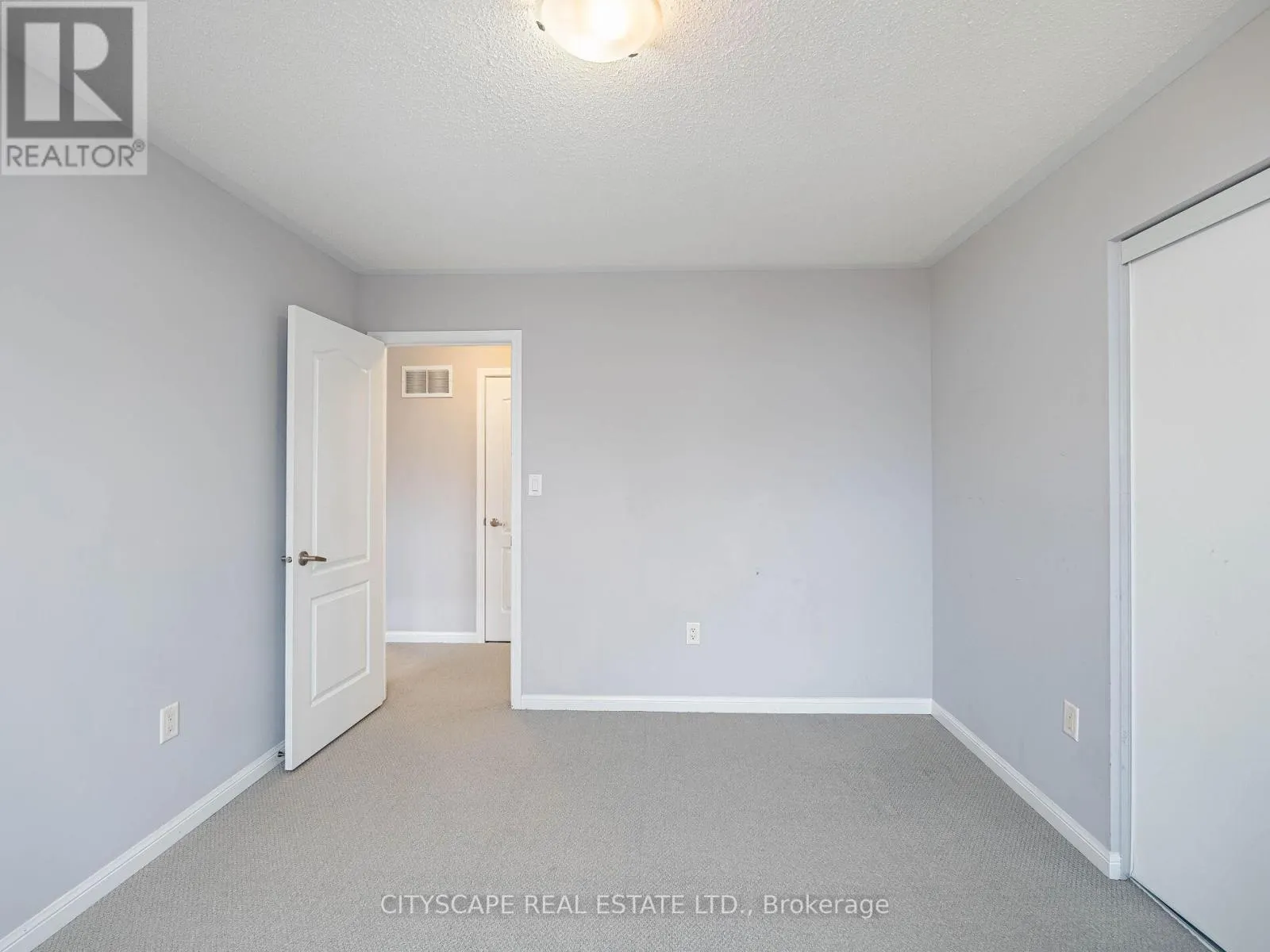 416 GOOCH CRESCENT