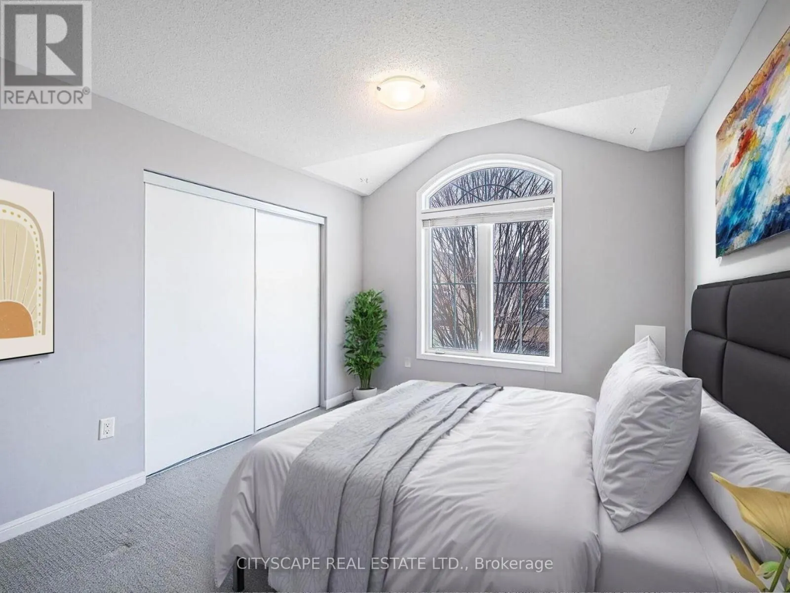 416 GOOCH CRESCENT