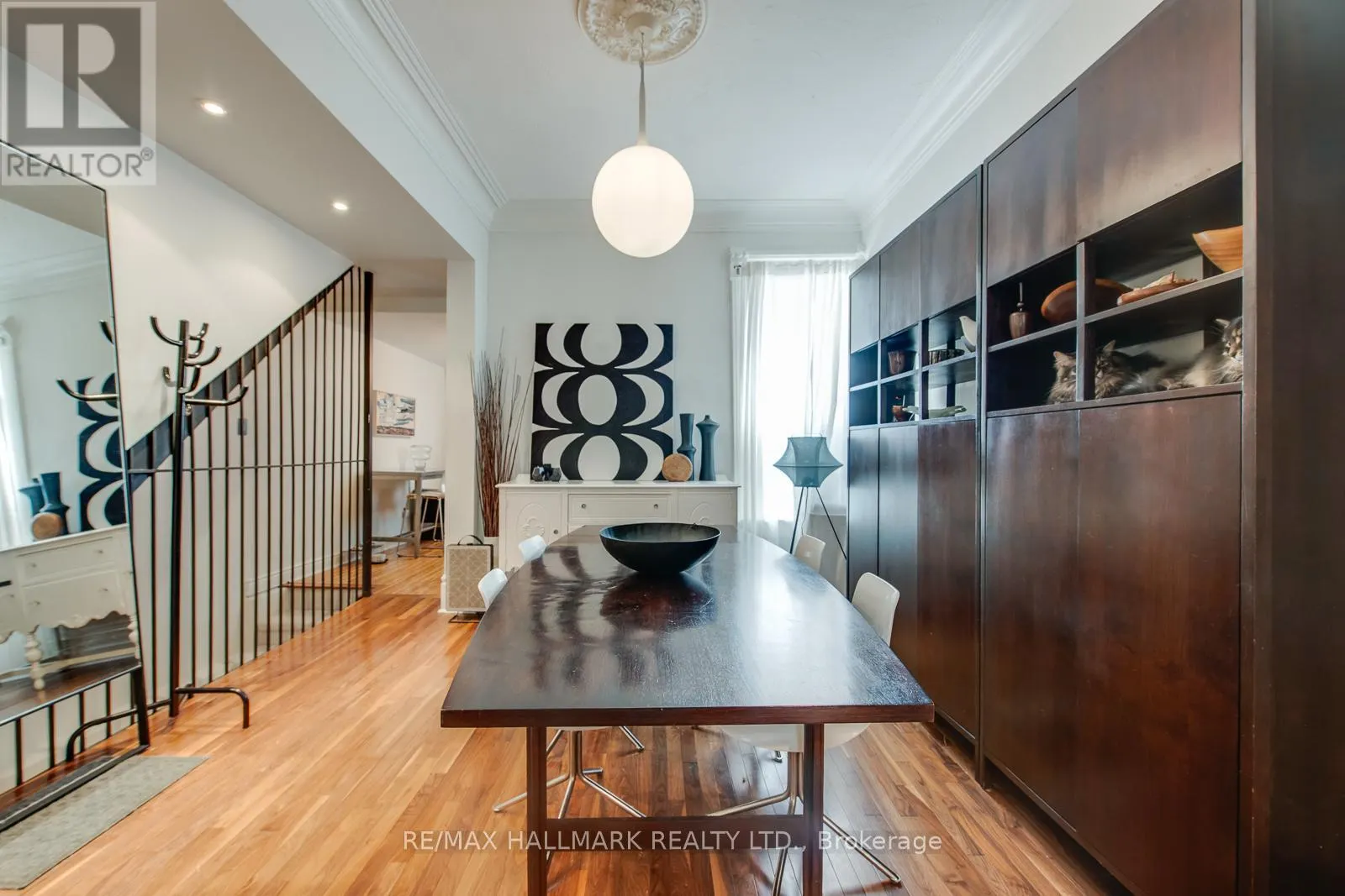 53 LANSDOWNE AVENUE