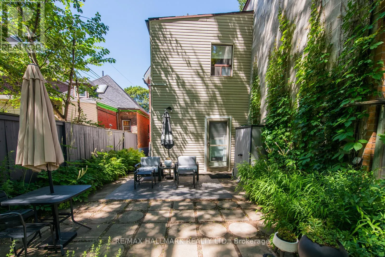 53 LANSDOWNE AVENUE