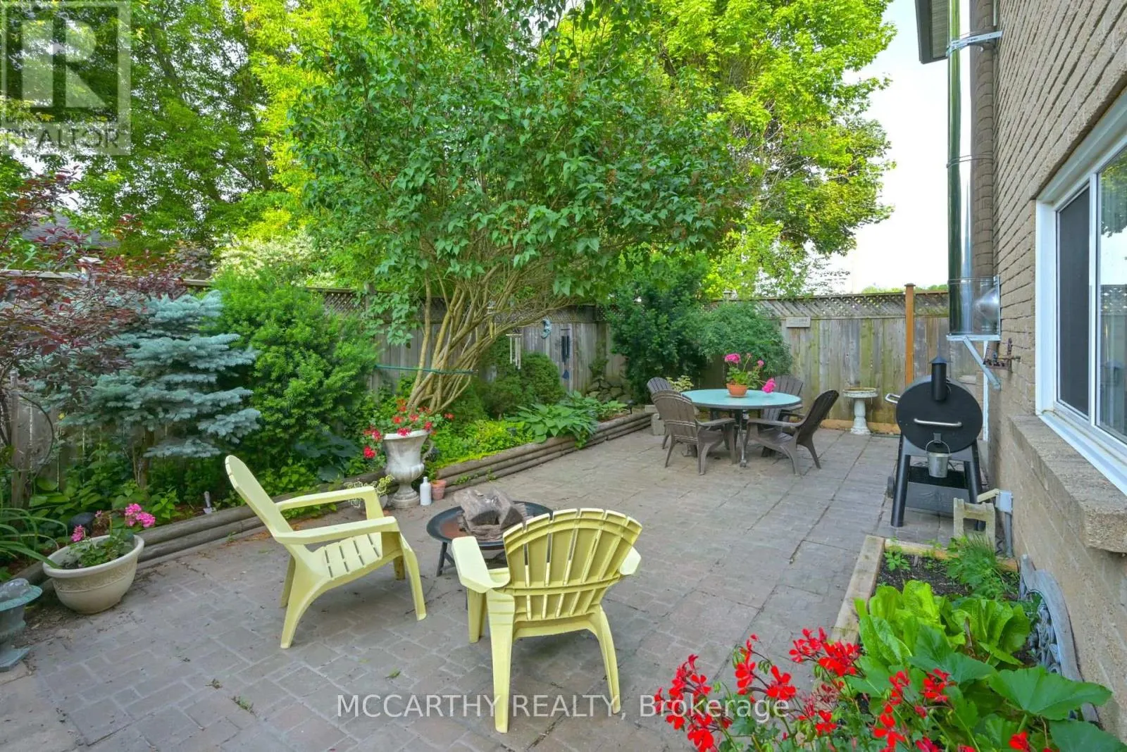 15 ANDREW AVENUE