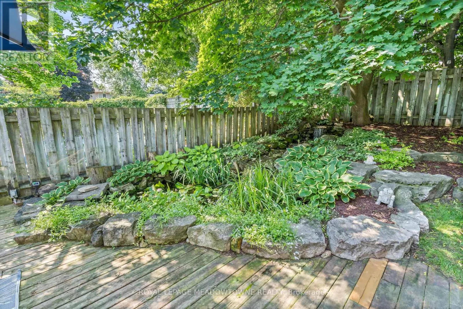 32 JOYCELYN CRESCENT
