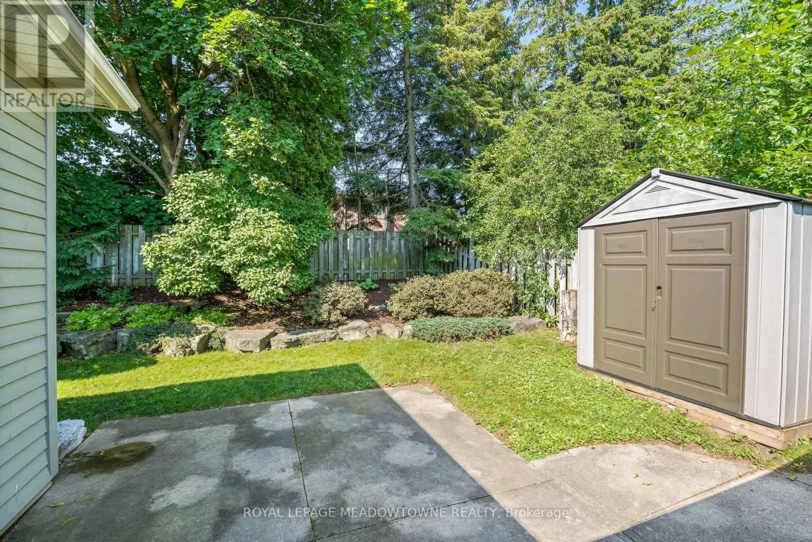 32 JOYCELYN CRESCENT