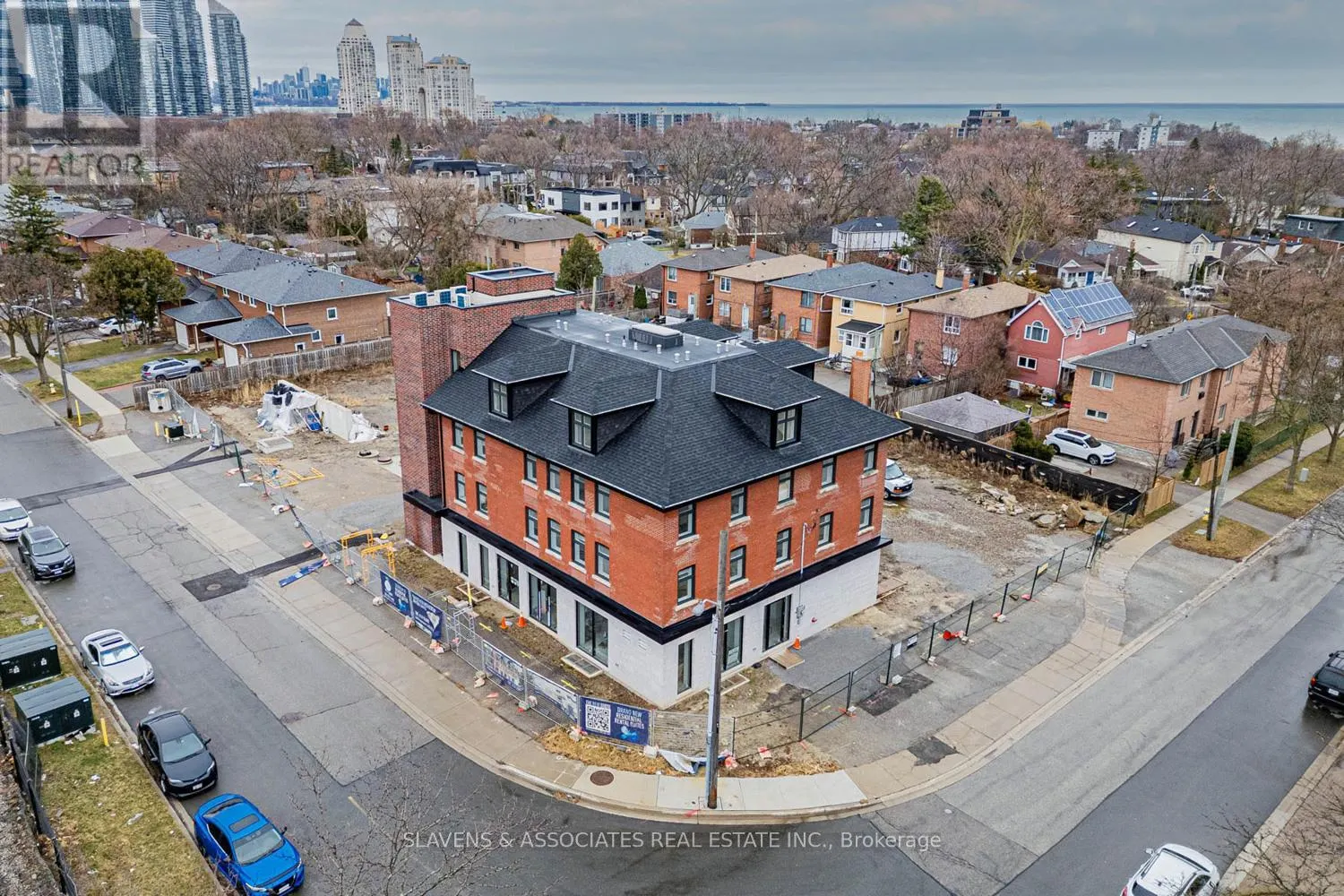 1 BLUE GOOSE STREET
