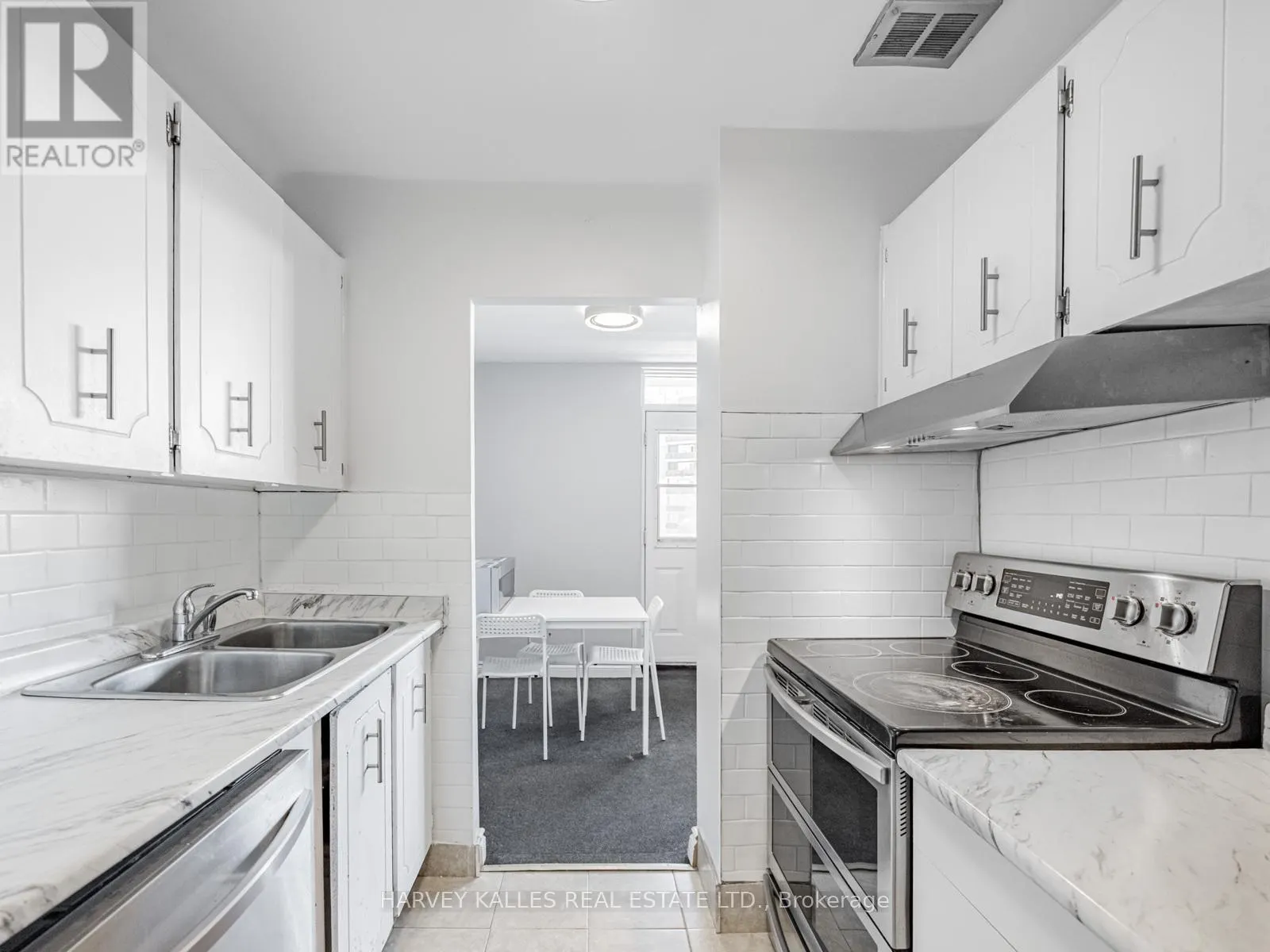 505 - 3065 QUEEN FREDERICA DRIVE