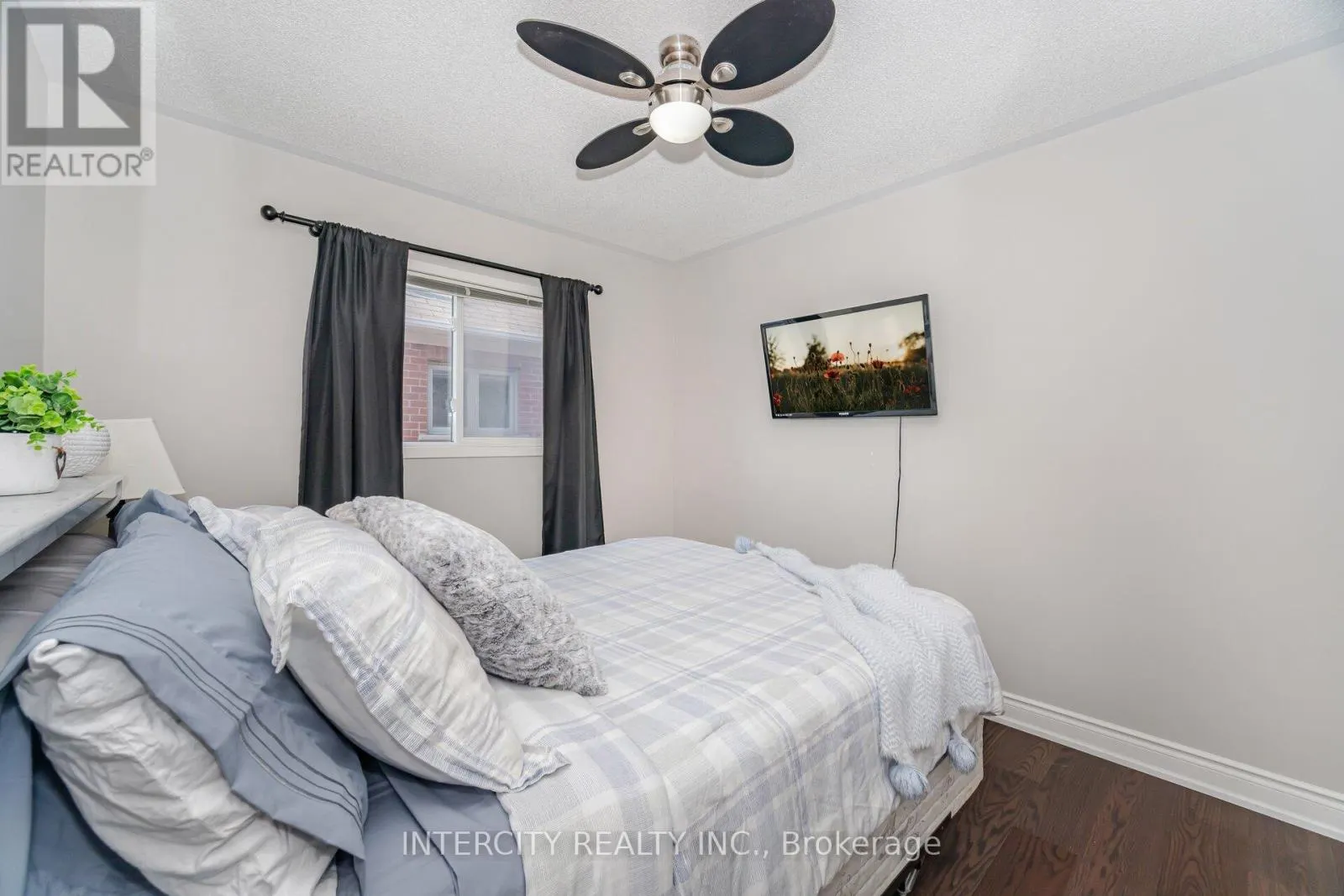 19 ASPENWOOD TRAIL