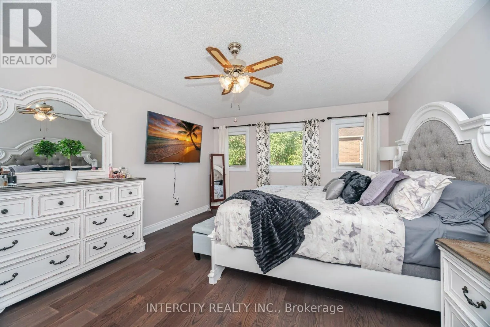 19 ASPENWOOD TRAIL