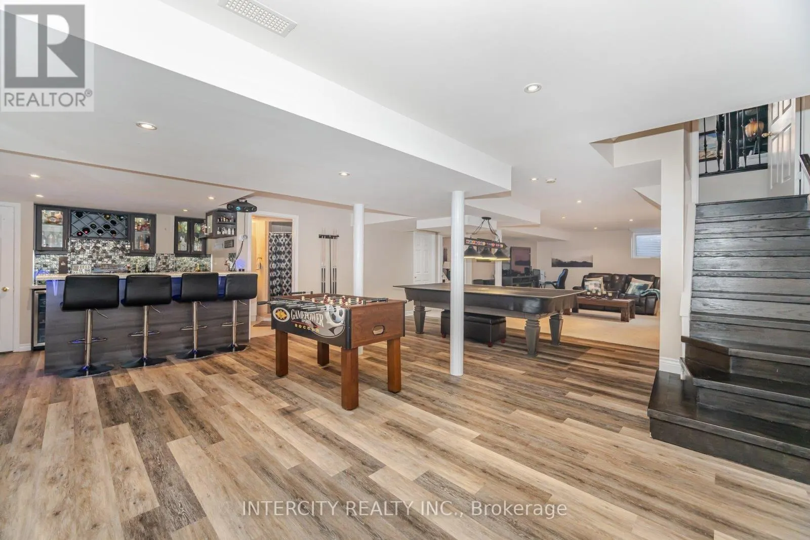 19 ASPENWOOD TRAIL