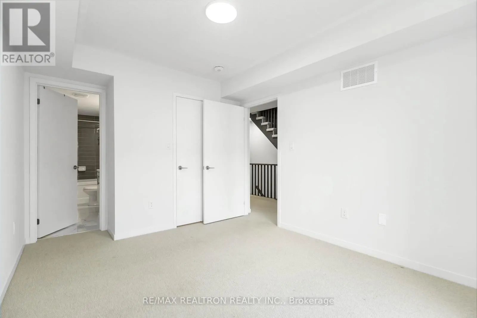 89 - 20 WILLIAM JACKSON WAY