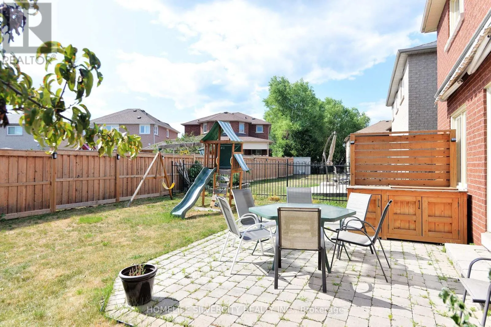 38 ESPOSITO DRIVE
