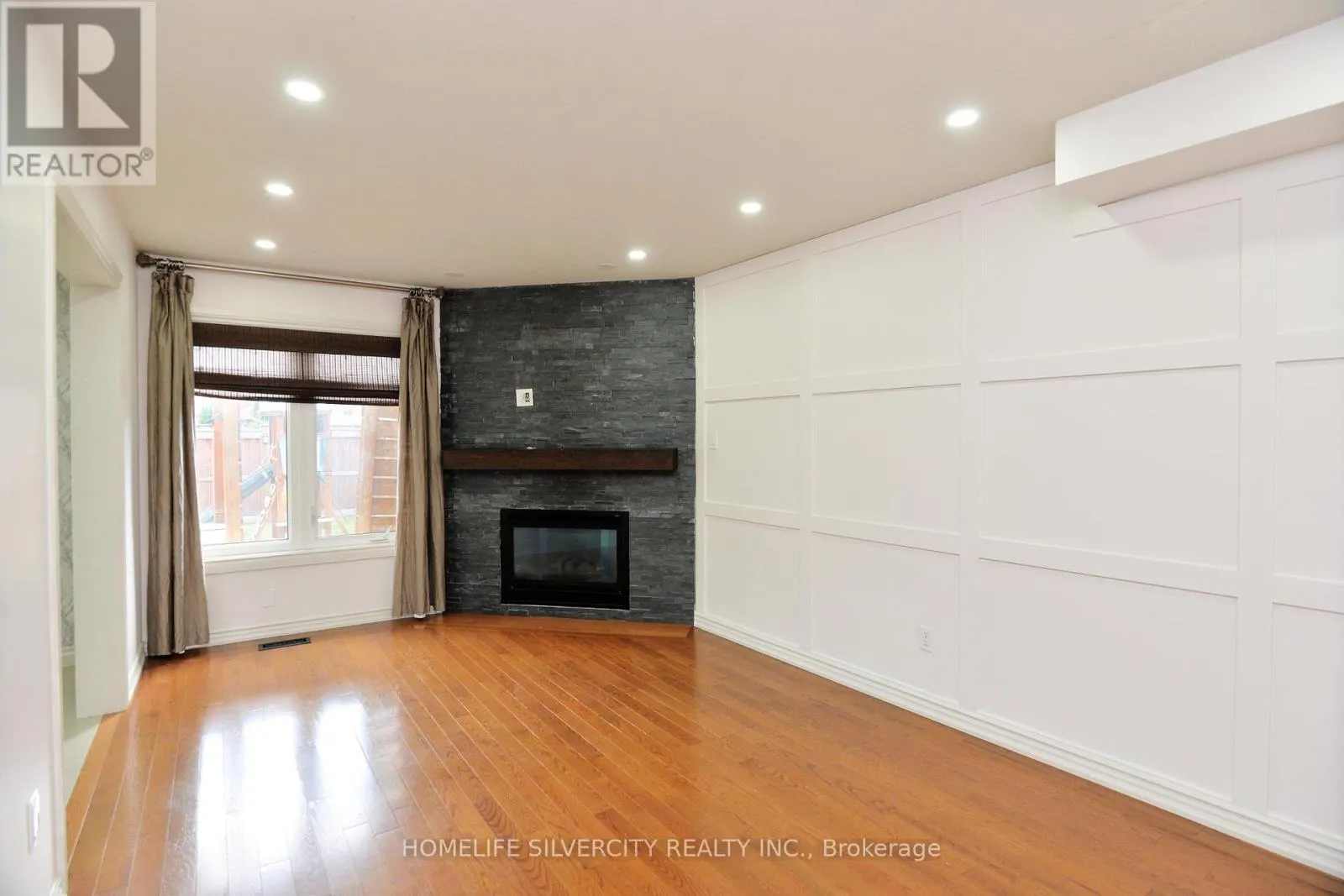 38 ESPOSITO DRIVE