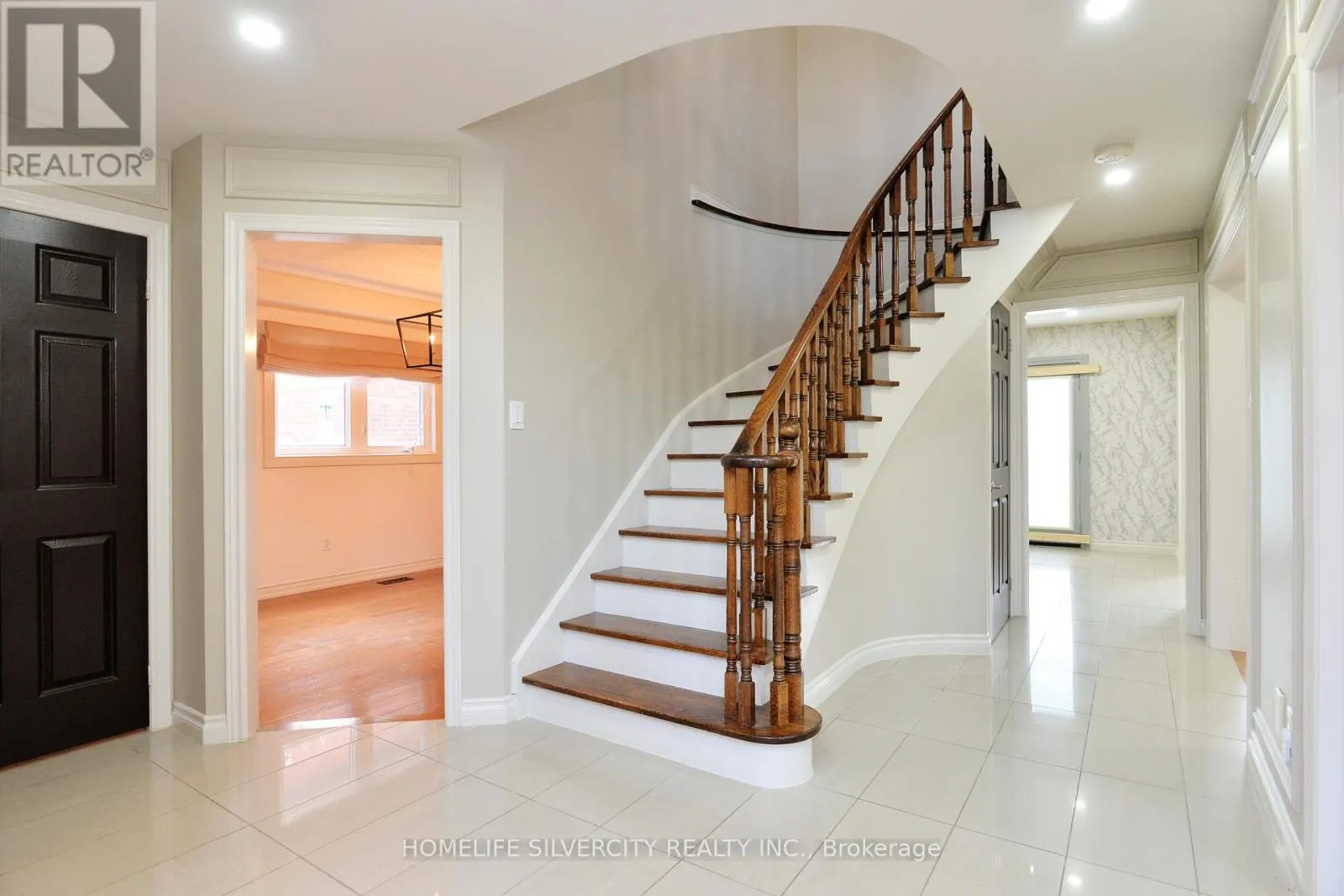 38 ESPOSITO DRIVE