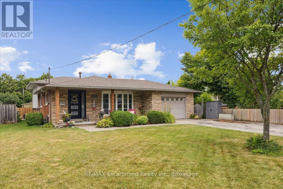 755 PARKER CRESCENT