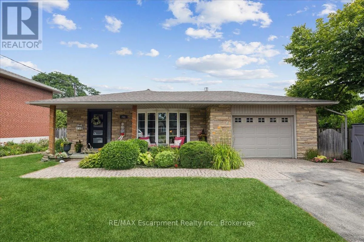 755 PARKER CRESCENT