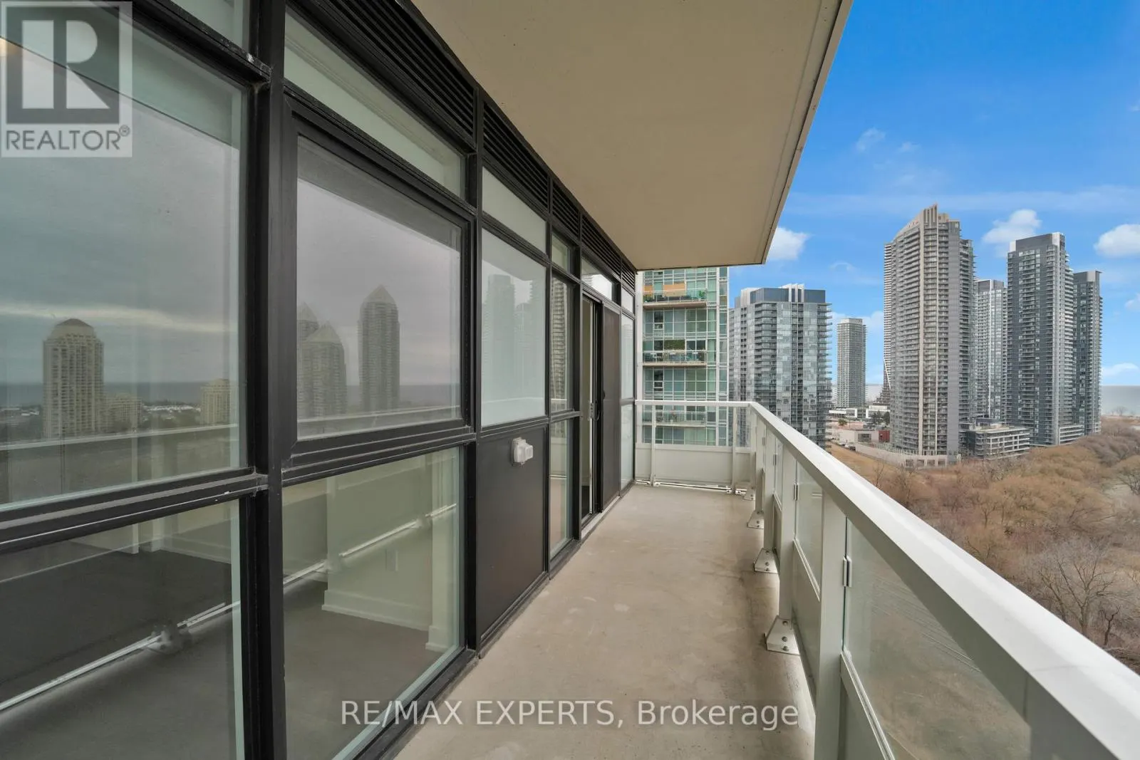 1504 - 251 MANITOBA STREET