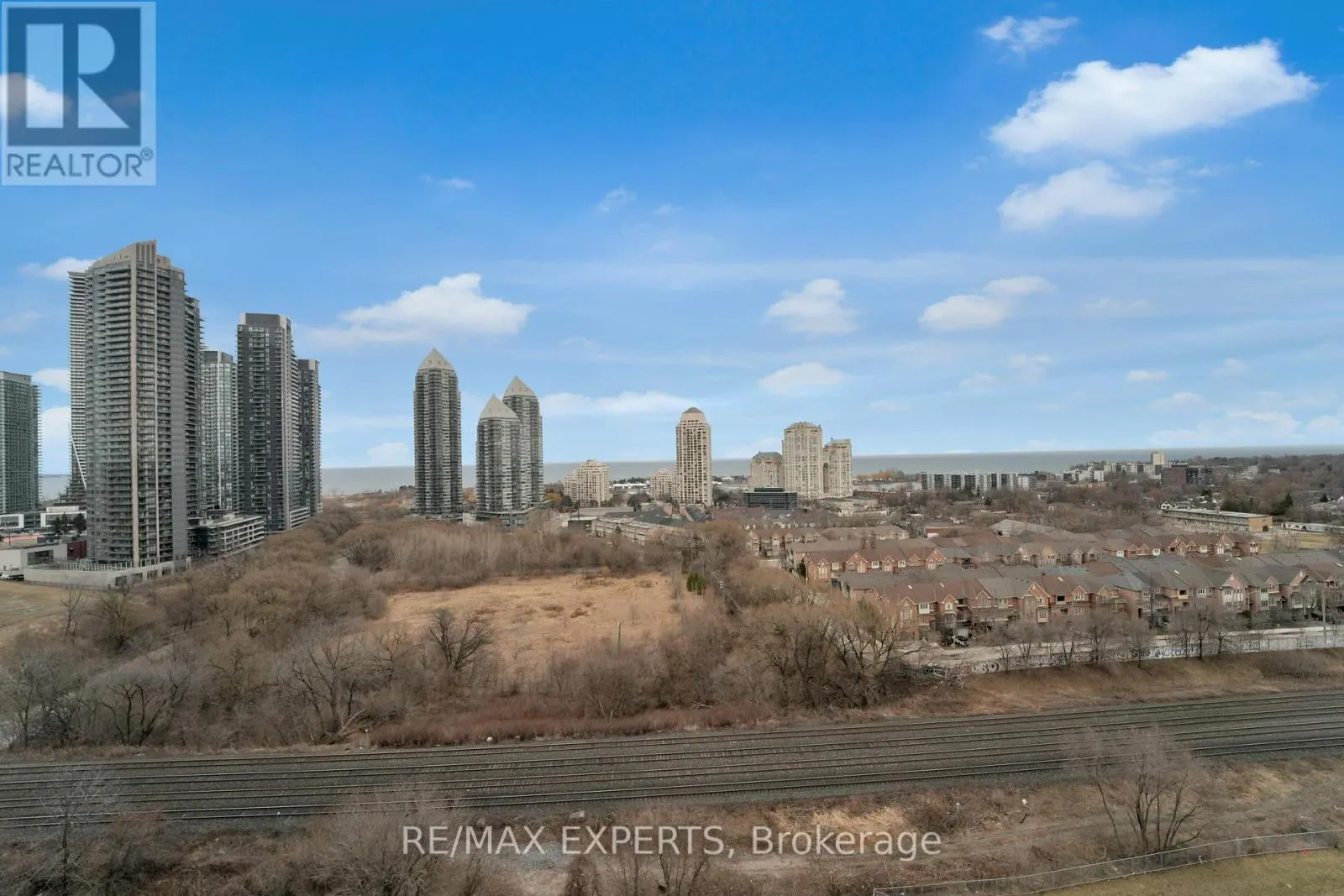 1504 - 251 MANITOBA STREET