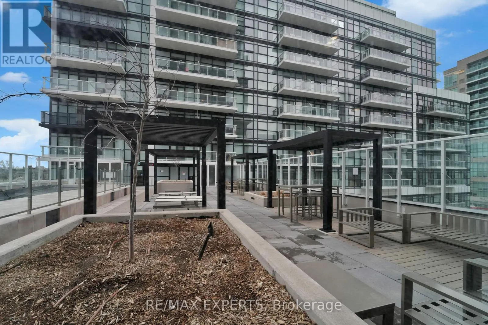 1504 - 251 MANITOBA STREET