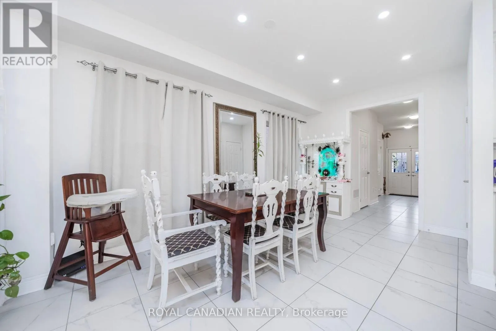 104 BRANIGAN CRESCENT