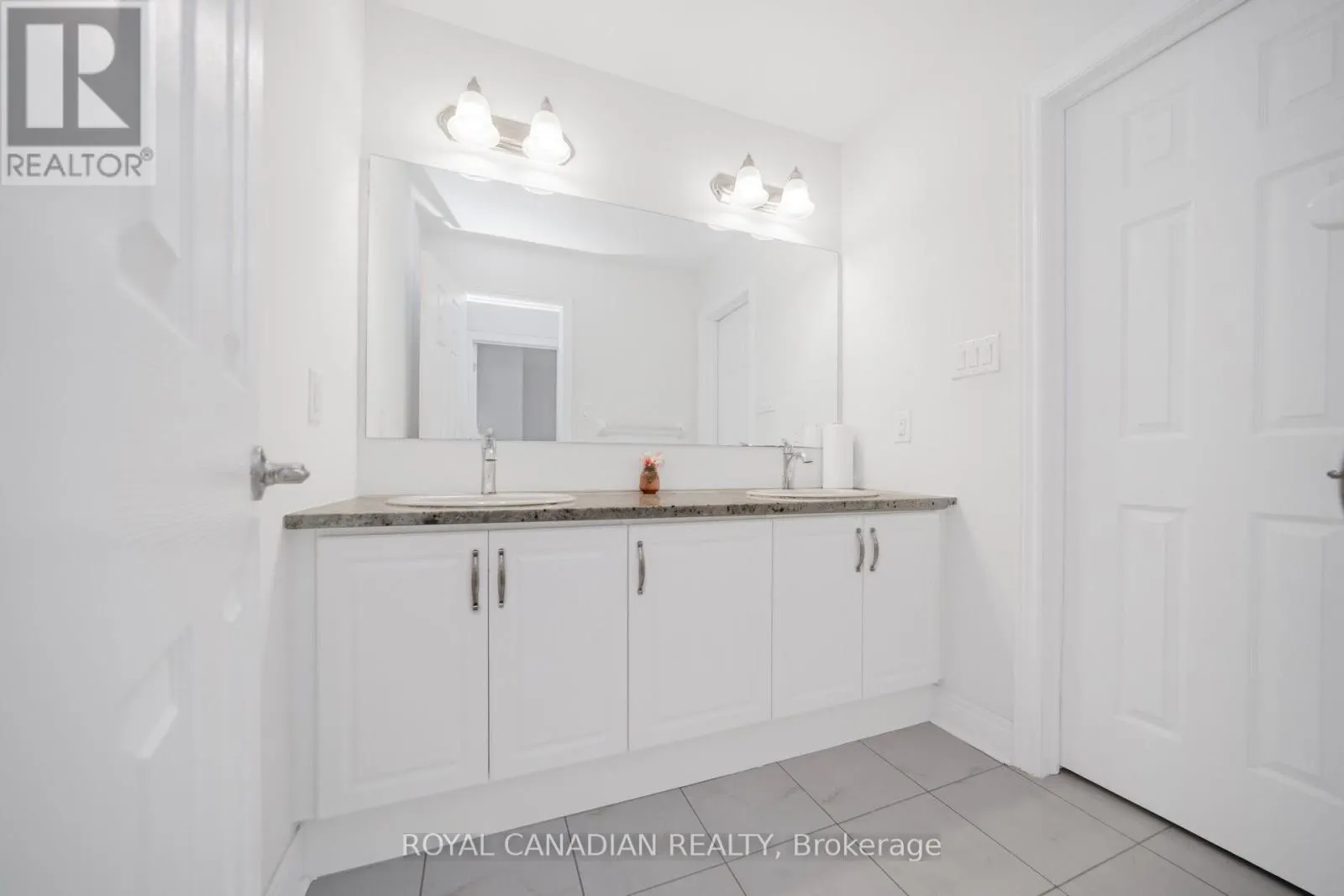 104 BRANIGAN CRESCENT