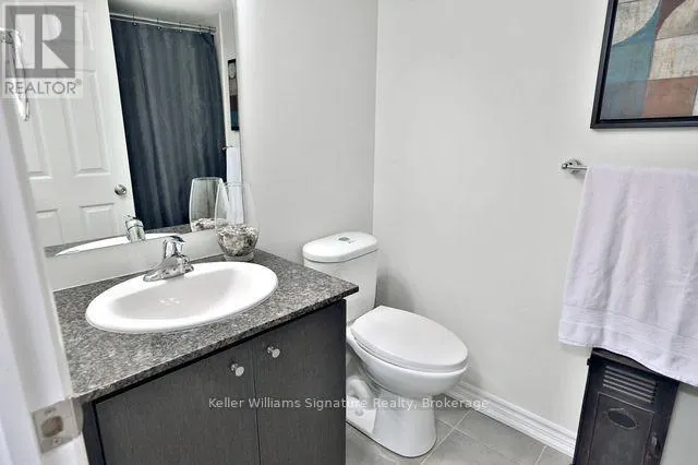 90 - 30 CARNATION AVENUE, #90