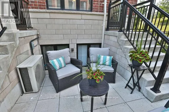 90 - 30 CARNATION AVENUE, #90