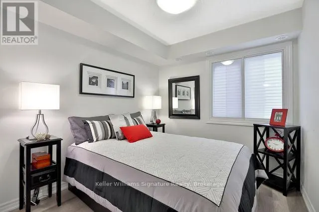 90 - 30 CARNATION AVENUE, #90