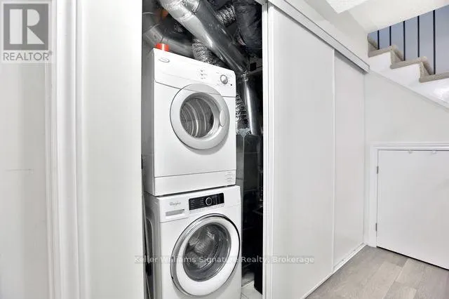 90 - 30 CARNATION AVENUE, #90