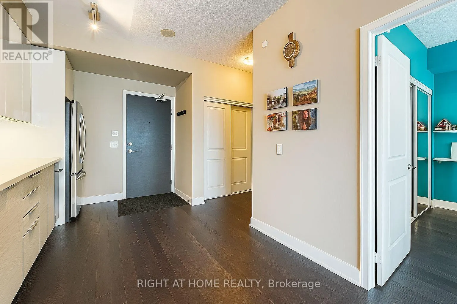 1805 - 33 SHORE BREEZE DRIVE