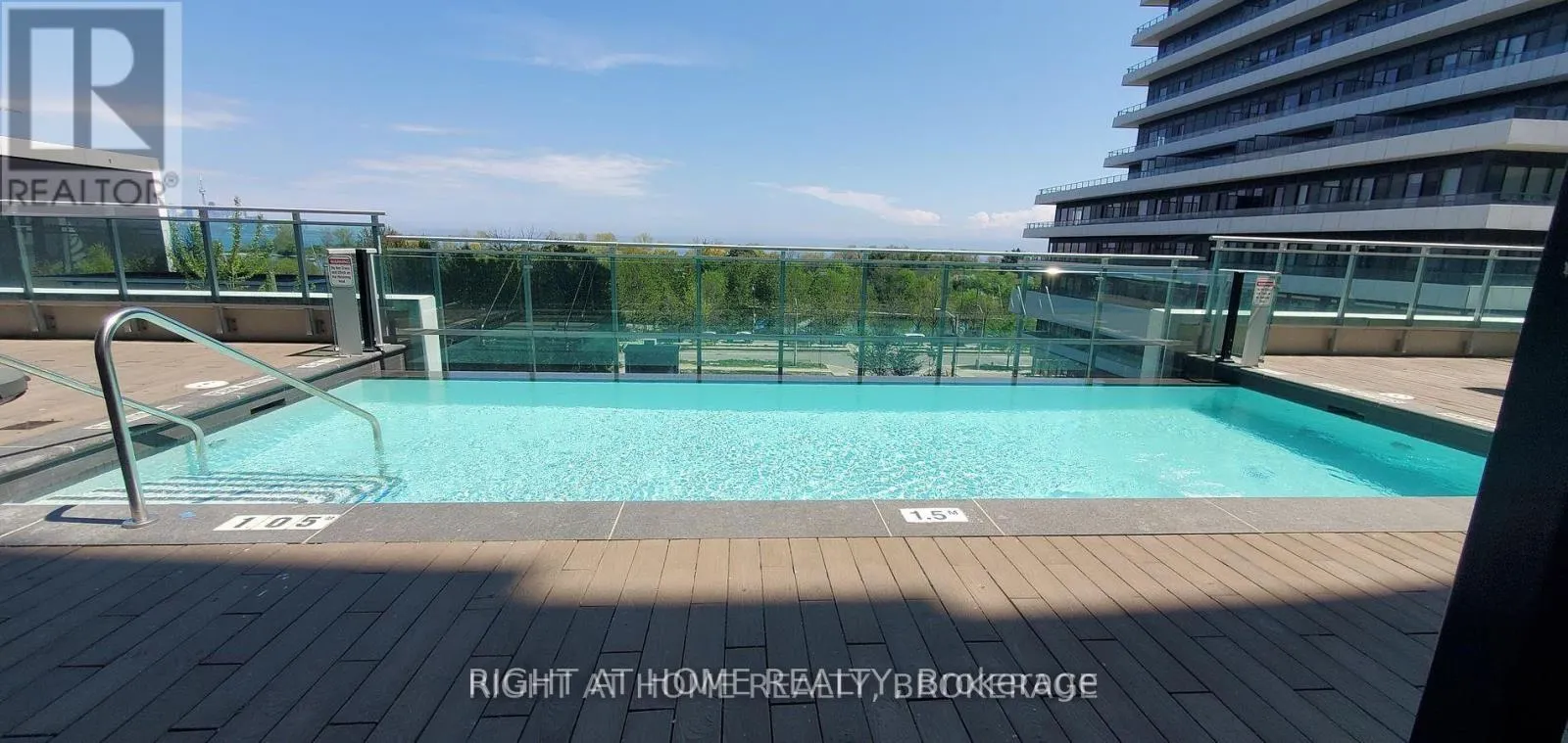 1805 - 33 SHORE BREEZE DRIVE