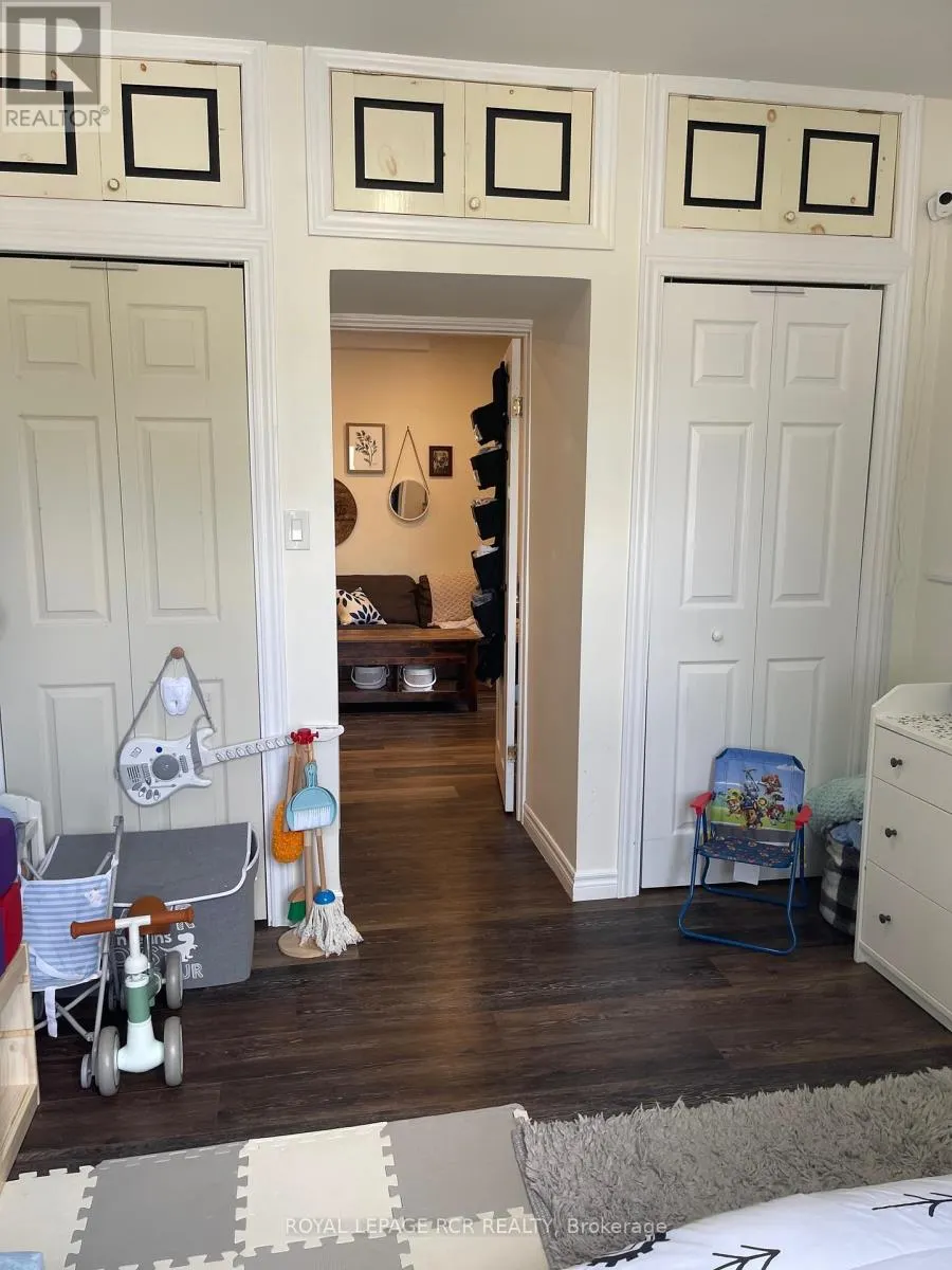 MAIN FLOOR - 124 POPLAR AVENUE