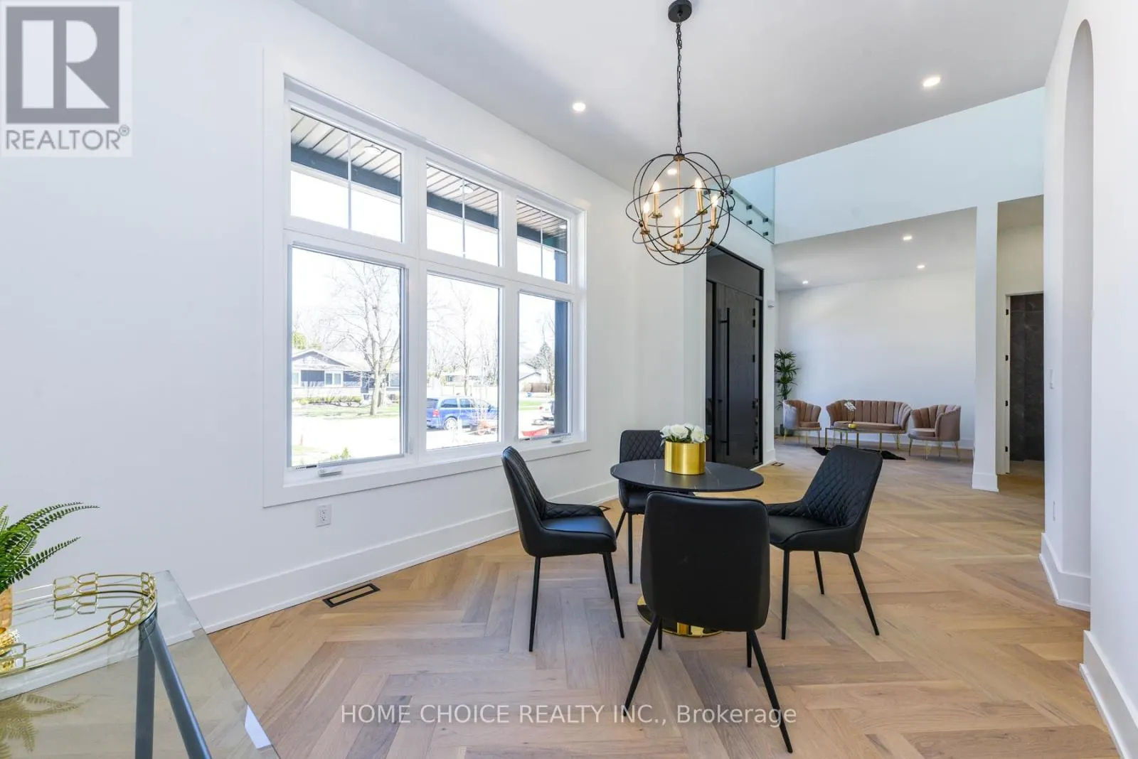 302 TUCK DRIVE