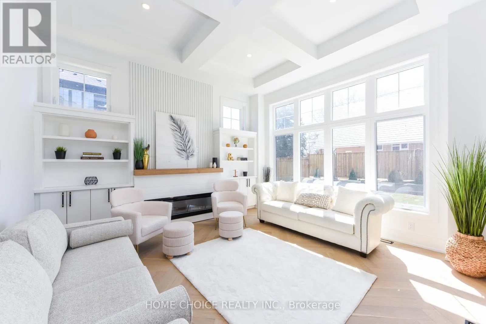 302 TUCK DRIVE