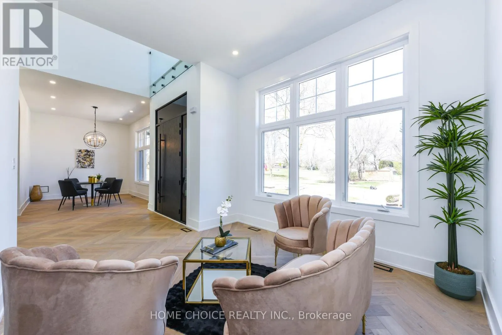 302 TUCK DRIVE