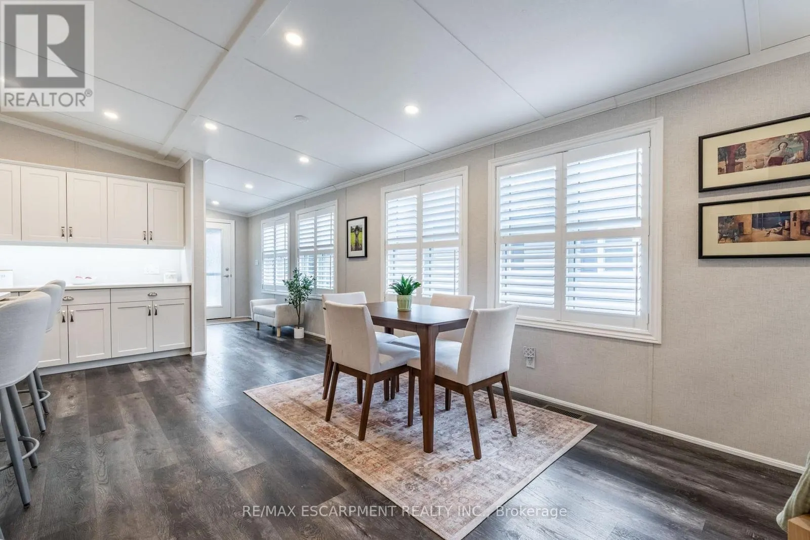 8 POPLAR - 4449 MILBUROUGH LINE
