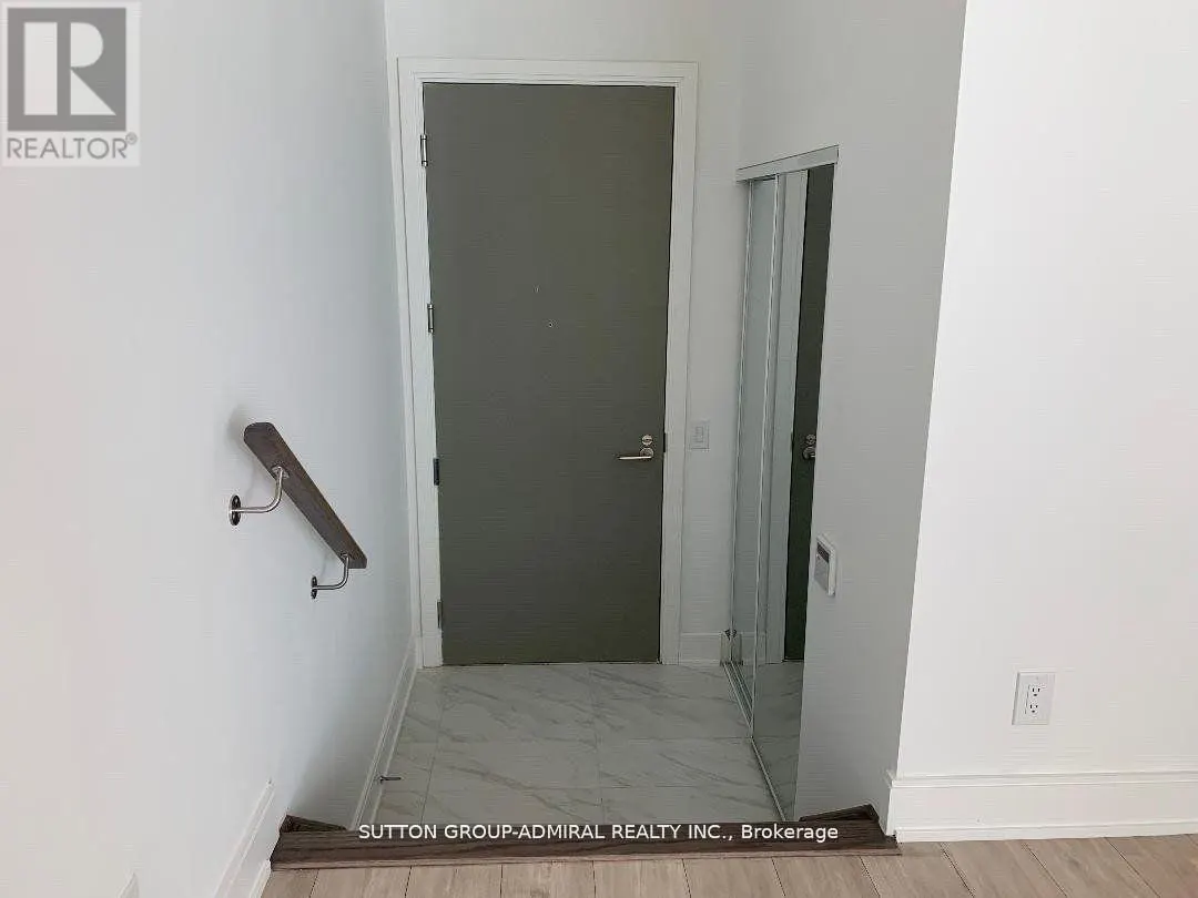 TH107 - 70 ANNIE CRAIG DRIVE