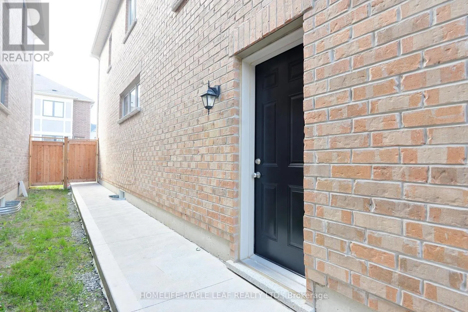 12 EBERLY WOODS DRIVE