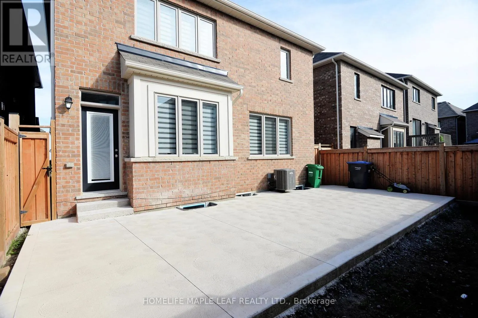 12 EBERLY WOODS DRIVE