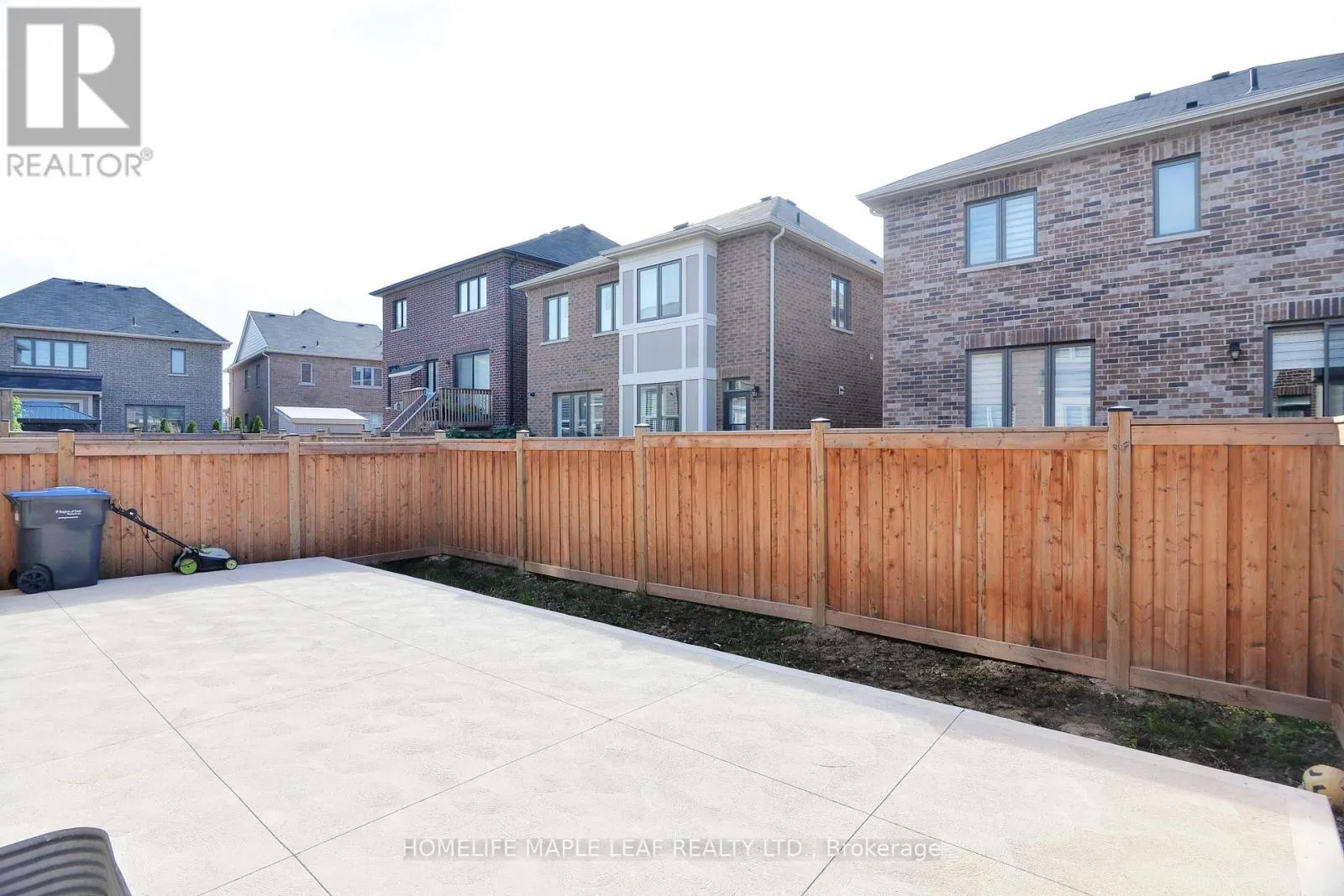 12 EBERLY WOODS DRIVE