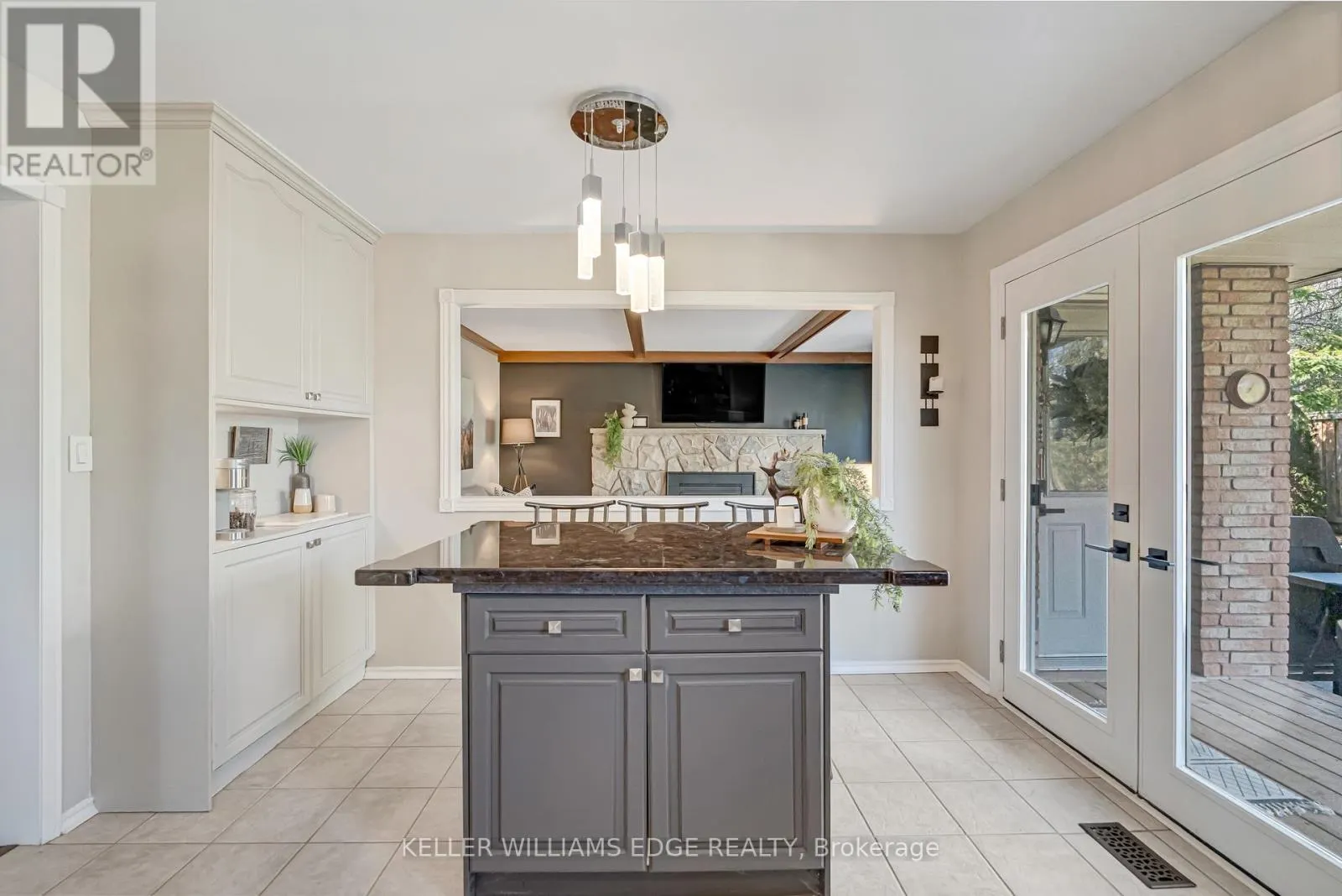 1351 BRYANSTON COURT