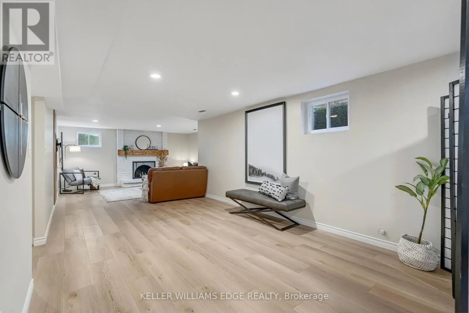 1351 BRYANSTON COURT