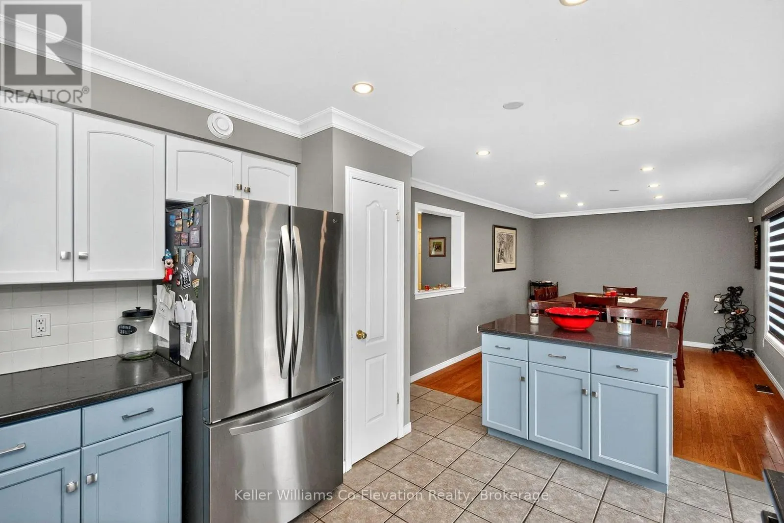 14 GRAHAM CRESCENT
