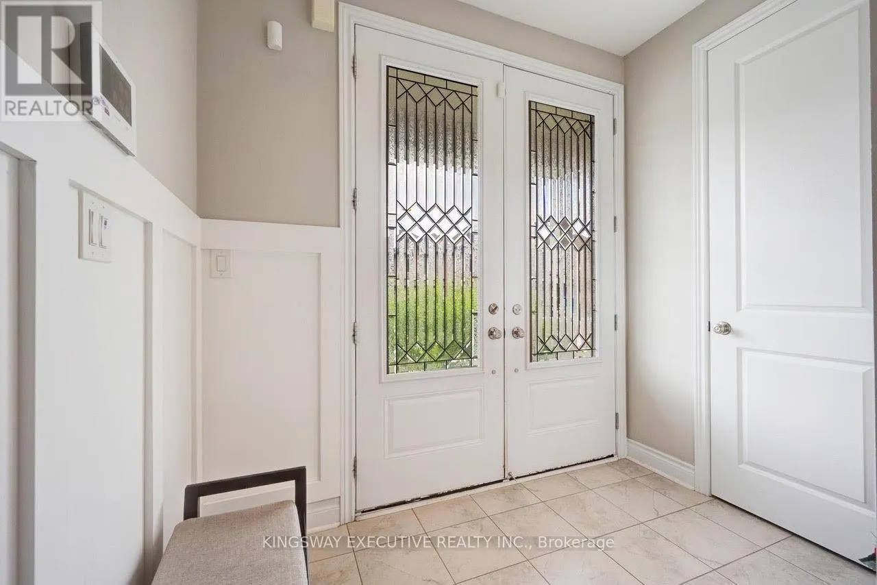 33 ASH HILL AVENUE